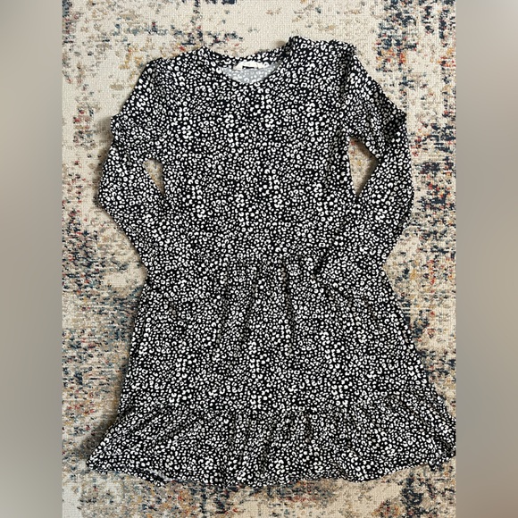 Primark Other - Primark Black and White Patterned Dress